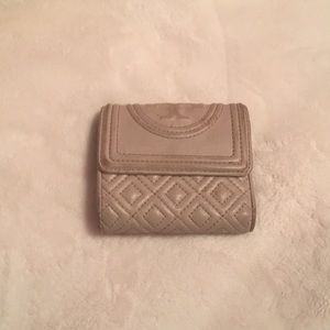 Tory Burch Fleming wallet
